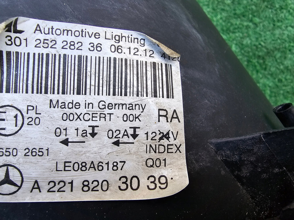 Frontscheinwerfer Mercedes-Benz W221 A2218203039 Xenon Rechts Headlight SCH1058451171sr