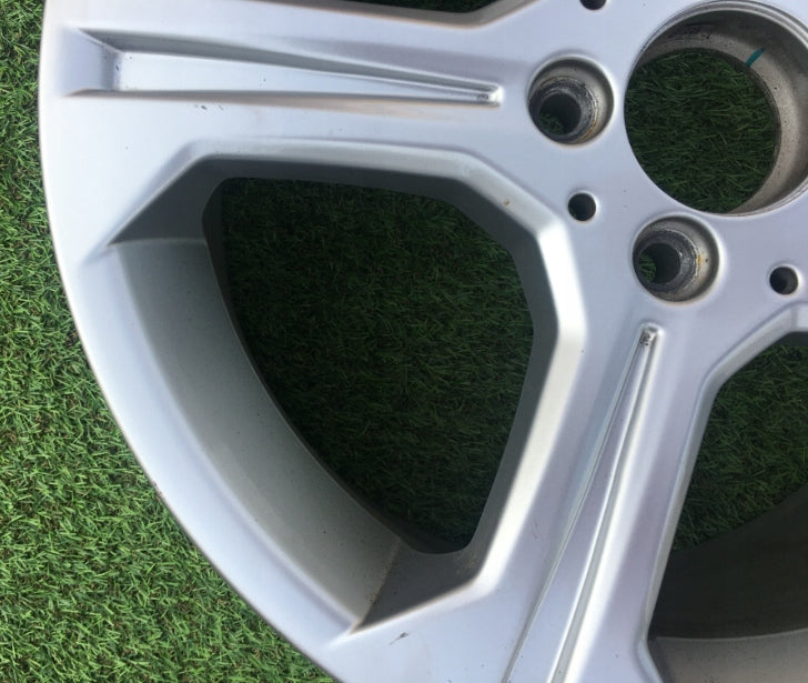 1x Alufelge 17 Zoll 8.0" 5x112 57ET Glanz Silber A2044010104 Mercedes-Benz W204 FEL9577974306xn