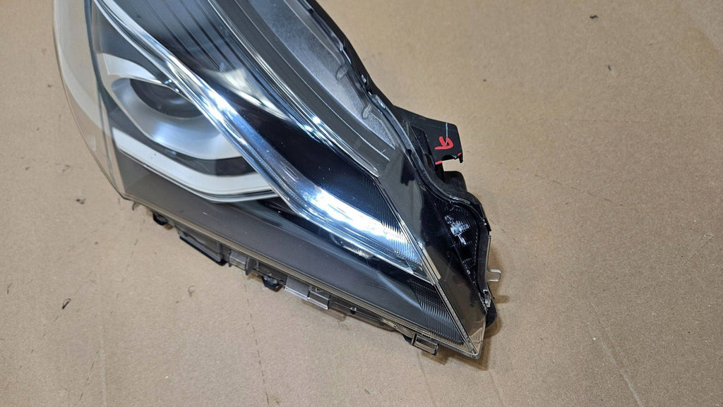 Frontscheinwerfer Toyota Yaris Rechts Scheinwerfer Headlight