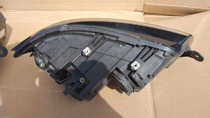 Frontscheinwerfer VW Transporter Ein Satz Scheinwerfer Headlight SCH8910586277vj