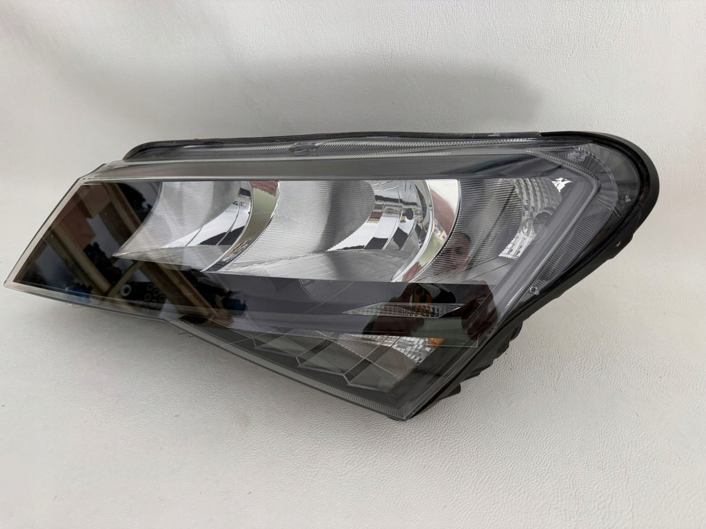 Frontscheinwerfer Skoda III 3V194015 Links Scheinwerfer Headlight SCH8276362782lj