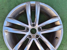 Load image into Gallery viewer, 1x Alufelge 18 Zoll 5x112 5G0601025AF VW Golf Vii Rim Wheel FEL1755144207yv