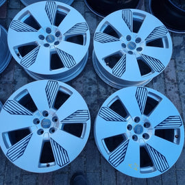4x Alufelge 19 Zoll 8.0