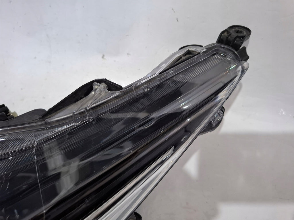 Frontscheinwerfer Toyota Corolla 81150-02T51-00 LED Rechts oder Links