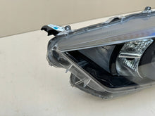 Laden Sie das Bild in den Galerie-Viewer, Frontscheinwerfer Toyota 4 Yaris Links Scheinwerfer Headlight