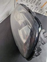 Laden Sie das Bild in den Galerie-Viewer, Frontscheinwerfer VW Touran 1T1941752 Rechts Scheinwerfer Headlight SCH9149037460hl