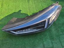 Laden Sie das Bild in den Galerie-Viewer, Frontscheinwerfer Hyundai Tucson 92101-D7700 LED Links Scheinwerfer Headlight SCH8535657001bp