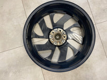 Laden Sie das Bild in den Galerie-Viewer, 1x Alufelge 19 Zoll 5.0&quot; 5x112 6856895 BMW I3 Rim Wheel