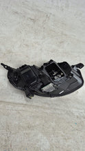 Laden Sie das Bild in den Galerie-Viewer, Frontscheinwerfer Opel Zafira Life 9832837680 Links Scheinwerfer Headlight SCH8930116242bt