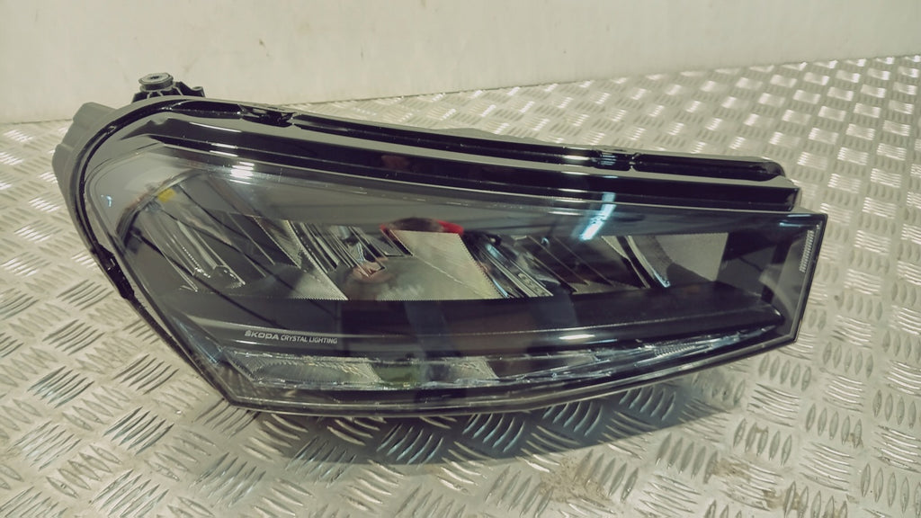 Frontscheinwerfer Skoda Fabia IV 6VB941016 LED Rechts Scheinwerfer Headlight SCH2944637783bw