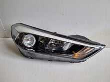 Load image into Gallery viewer, Frontscheinwerfer Hyundai Tucson 92102-D7100 Rechts Scheinwerfer Headlight