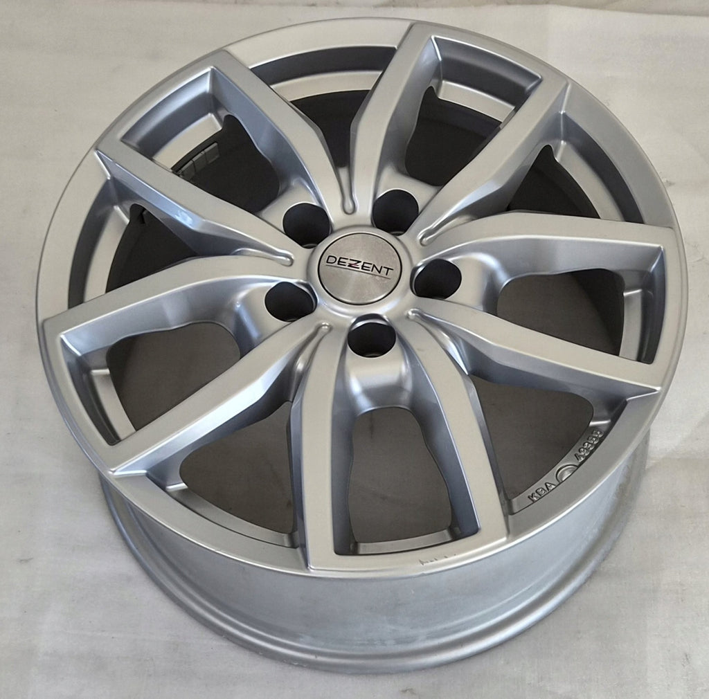 1x Alufelge 17 Zoll 7.5" 5x114.3 38ET KBA49355 Hyundai I Rim Wheel FEL2642320254vu