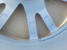 Load image into Gallery viewer, 1x Alufelge 20 Zoll 8.0&quot; 5x112 39ET 80A601025 Audi Rim Wheel