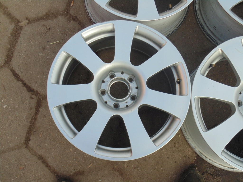 4x Alufelge 17 Zoll 8.0" 5x112 43ET Glanz Silber A2214010202 Mercedes-Benz W221 FEL1804694399la