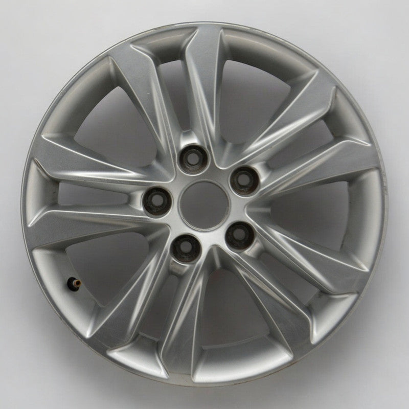 1x Alufelge 16 Zoll 6.5" 5x114.3 50ET Glanz Silber 52910A5300 Hyundai Elantra