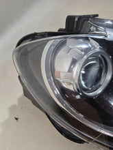 Laden Sie das Bild in den Galerie-Viewer, Frontscheinwerfer VW Touran 1305236225 Rechts Scheinwerfer Headlight SCH4513636916cz