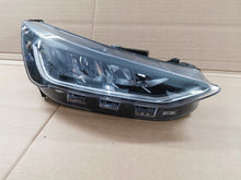 Laden Sie das Bild in den Galerie-Viewer, Frontscheinwerfer Ford Focus NX7B-13E014-CF Rechts Scheinwerfer Headlight SCH8224777636us