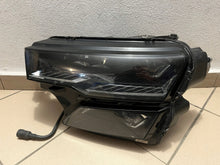 Laden Sie das Bild in den Galerie-Viewer, Frontscheinwerfer Skoda Karoq Links Scheinwerfer Headlight SCH5550644383fc