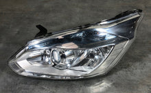 Laden Sie das Bild in den Galerie-Viewer, Frontscheinwerfer Ford Transit Custom BK21-13D153-BH Links Headlight