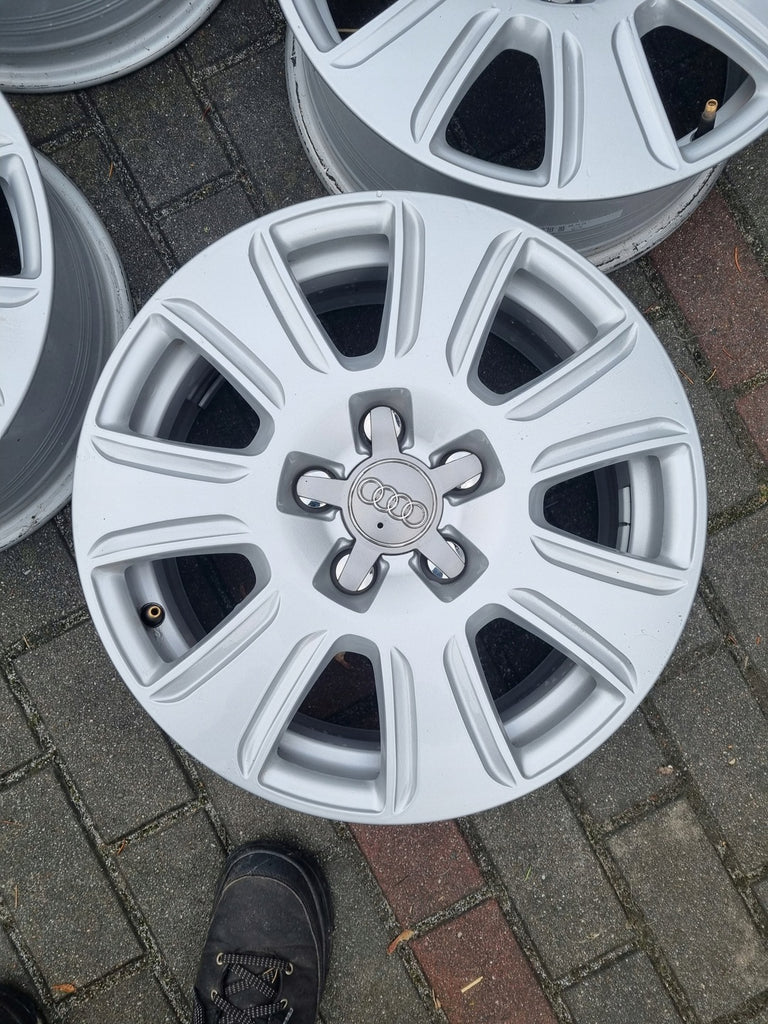 4x Alufelge 16 Zoll 6.5" 5x112 33ET Glanz Silber 8U0601025 Audi Rim Wheel