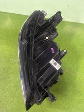 Laden Sie das Bild in den Galerie-Viewer, Frontscheinwerfer VW Passat B8 3G1941082T FALSE Scheinwerfer Headlight SCH6739906776ma