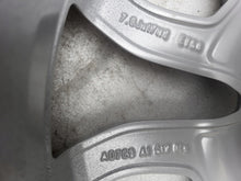 Load image into Gallery viewer, 1x Alufelge 17 Zoll 7.0" 5x108 50ET Glanz Silber 31423874 Volvo V60 Rim Wheel FEL4262990393ax