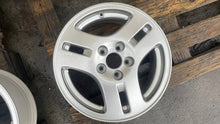 Load image into Gallery viewer, 1x Alufelge 16 Zoll 6.5" 5x110 Glanz Silber 5063656 Saab I Rim Wheel FEL6342451243jj