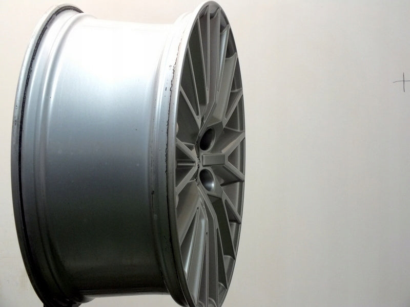 1x Alufelge 18 Zoll 8.5" 5x112 50ET Glanz Silber 8S0601025 Audi Rim Wheel