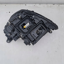 Laden Sie das Bild in den Galerie-Viewer, Frontscheinwerfer Mercedes-Benz A2139060210 Rechts Scheinwerfer Headlight SCH9240235864va