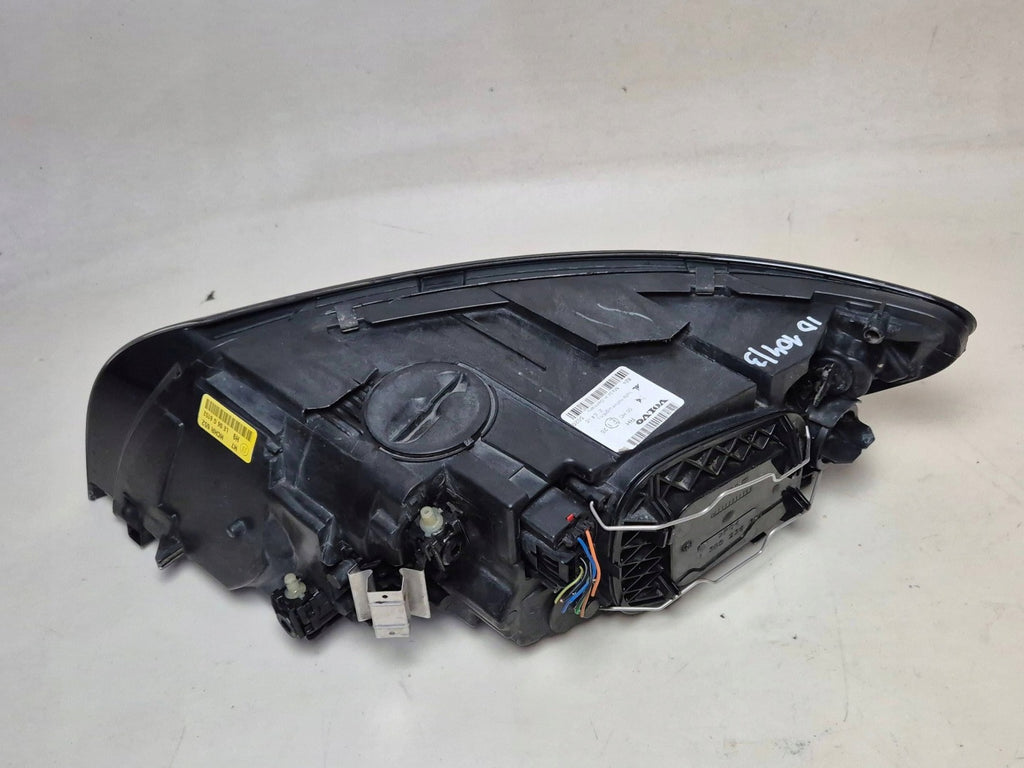 Frontscheinwerfer Volvo S40 HCHR652 LE06G6152 Rechts Scheinwerfer Headlight SCH3956839648yi
