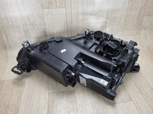 Laden Sie das Bild in den Galerie-Viewer, Frontscheinwerfer Seat Tarraco 5FJ941007J Full LED Links Scheinwerfer Headlight