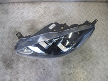 Laden Sie das Bild in den Galerie-Viewer, Frontscheinwerfer Ford Kuga LV4B-13E015-CA Links Scheinwerfer Headlight SCH5188810760it