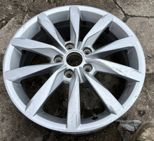 Load image into Gallery viewer, 1x Alufelge 17 Zoll 6.0" 5x112 48ET Glanz Silber 5G0601025K VW I Rim Wheel FEL8245246668ul