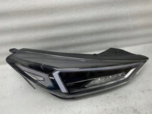 Laden Sie das Bild in den Galerie-Viewer, Frontscheinwerfer Hyundai Tucson 92102-D7700 LED Rechts Scheinwerfer Headlight