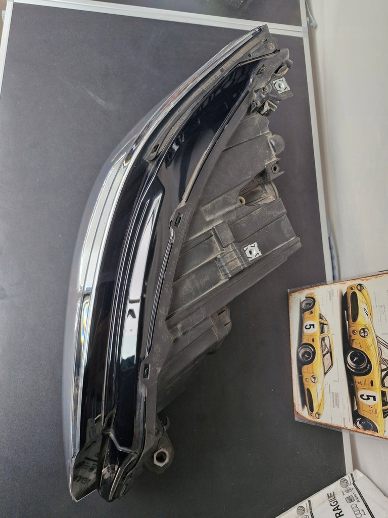 Frontscheinwerfer VW Golf VIII Rechts Scheinwerfer Headlight SCH1899966738dw