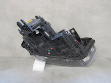 Laden Sie das Bild in den Galerie-Viewer, Frontscheinwerfer Audi Q3 8U0941005 Xenon Links Scheinwerfer Headlight