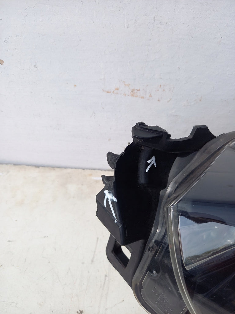 Frontscheinwerfer Mazda II Links Scheinwerfer Headlight