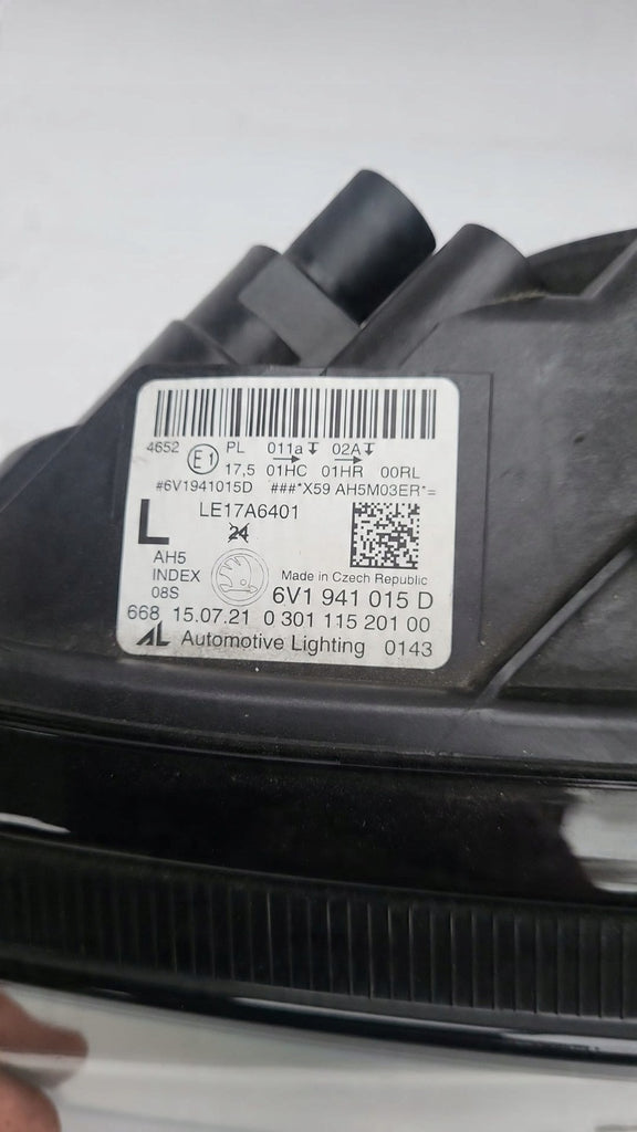 Frontscheinwerfer Skoda Fabia III 6V1941015D Links Scheinwerfer Headlight