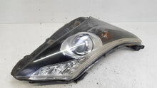Laden Sie das Bild in den Galerie-Viewer, Frontscheinwerfer Toyota Avensis 1000017687 Xenon Rechts Scheinwerfer Headlight SCH6763001437dt