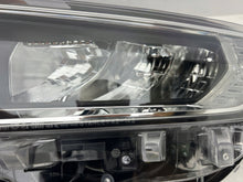 Load image into Gallery viewer, Frontscheinwerfer Toyota V 42-143 Full LED Ein Stück (Rechts oder Links)