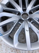 Load image into Gallery viewer, 1x Alufelge 19 Zoll 7.5&quot; 5x112 33ET Glanz Silber 4G0601025P Audi A6 C7 Rim Wheel