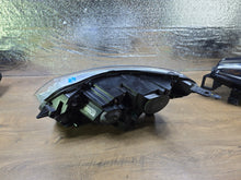 Load image into Gallery viewer, Frontscheinwerfer Toyota Proace 9808237480 Rechts Scheinwerfer Headlight SCH3903204105ie