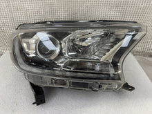 Laden Sie das Bild in den Galerie-Viewer, Frontscheinwerfer Ford Ranger JB3B-13D154 LED Rechts Scheinwerfer Headlight SCH3949355222sk