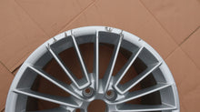 Load image into Gallery viewer, 1x Alufelge 17 Zoll 7.5&quot; 5x112 8Y0601025B Audi A3 Rim Wheel