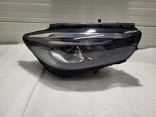Laden Sie das Bild in den Galerie-Viewer, Frontscheinwerfer Mercedes-Benz W247 A2479062603 LED Rechts Headlight SCH1729402008iu
