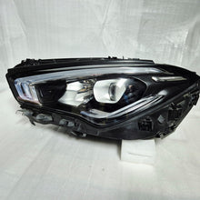 Laden Sie das Bild in den Galerie-Viewer, Frontscheinwerfer Mercedes-Benz Cla A1189062500 Links Scheinwerfer Headlight SCH1581586972qm