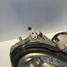 Laden Sie das Bild in den Galerie-Viewer, Frontscheinwerfer Mercedes-Benz 2038203861 Rechts Scheinwerfer Headlight SCH1032319796ud