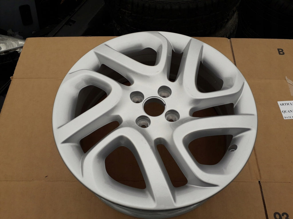 1x Alufelge 17 Zoll 6.5" 4x100 40ET Glanz Silber 403008829 Renault Captur FEL8297805881yw