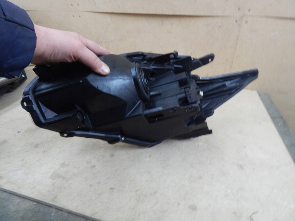 Frontscheinwerfer Toyota Prius Rechts Scheinwerfer Headlight SCH5783092639or