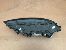 Laden Sie das Bild in den Galerie-Viewer, Frontscheinwerfer Audi Q7 4M0941034A LED Rechts Scheinwerfer Headlight SCH2375465842yt